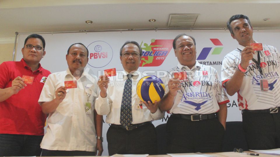 Jumpa pers Pertamina Proliga 2015 putaran kedua di Kantor Pusat Bank DKI, Jakarta Pusat, Kamis (19/03/15). Copyright: &copy; Herry Ibrahim/INDOSPORT